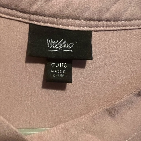 Beautiful Dusty Rose blouse by Masson - Picture 2 of 3